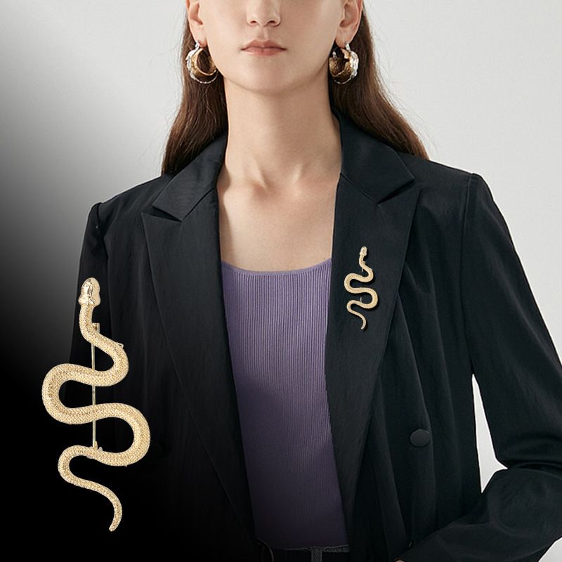 Spilla da donna semplice di alta qualità a forma di serpente spilla da uomo anti-esposizione spilla fissa per abbigliamento completo accessori per colletto_voghion.com