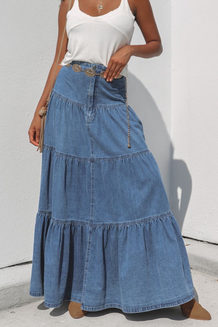 Vintage Low-Rise Denim Skirt For Women - Distressed High Waist Streetwear Mini Skirt With Ruffled Hem, Summer Casual Aesthetic, Blue Washed_voghion.com