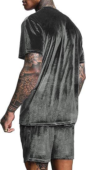 Herrenbekleidung, einfarbig, Sportbekleidungsset, atmungsaktiv, zum Laufen, Basketball, kurzärmelig, T-Shirt und Shorts – leichtes Polyester, bequeme Passform fürs Fitnessstudio_voghion.com