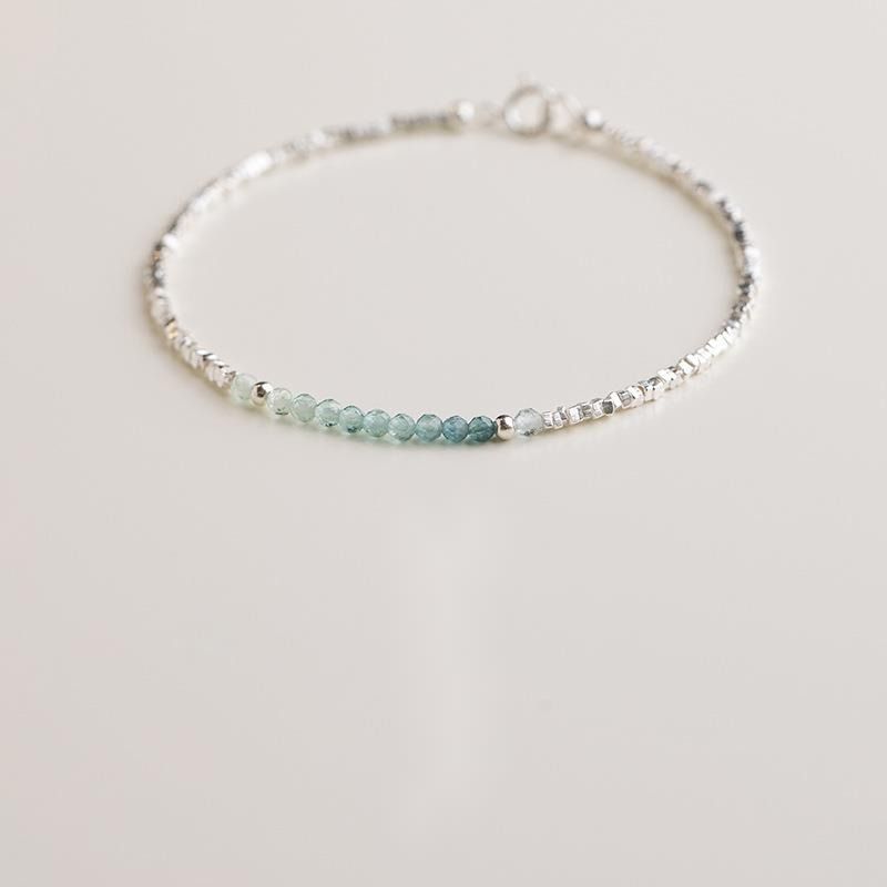 Beautiful Little Fragmented Natural Gradient Blue Tourmaline Pure Silver Bracelet for Girlfriend Simple Gift Details_voghion.com