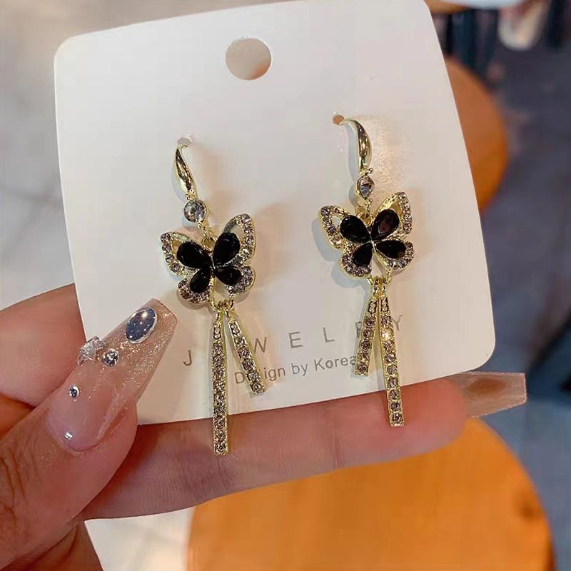 Orecchini da donna eleganti e alla moda, nuovi e popolari per autunno e inverno, con nappa e farfalla_voghion.com