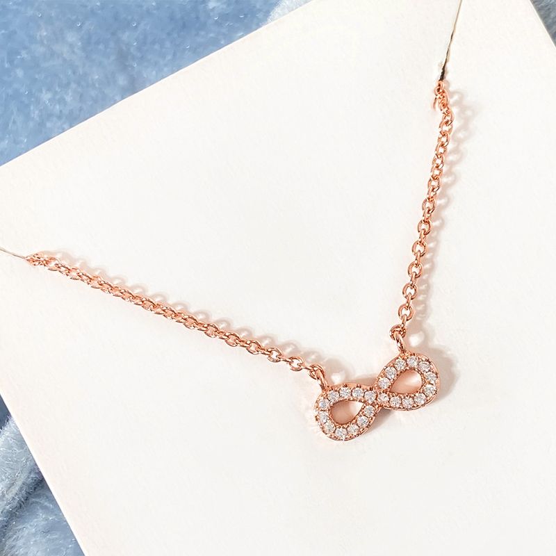 Collier avec pendentif en zircon infini plaqué cuivre_voghion.com