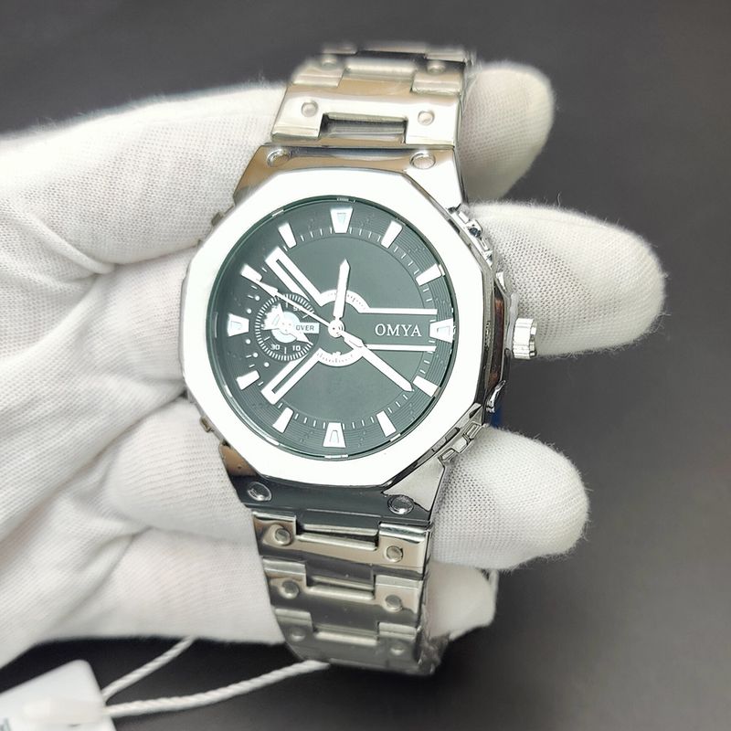 Geschenkbox Uhrenset Herren Quarz Wasserdicht Kalender Uhr Armband Stahlband_voghion.com