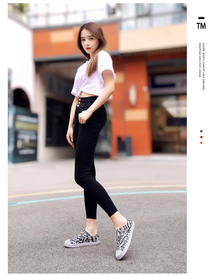 Boys and Girls Put on Beach Summer Swimming Sandals Children's Light Water Hollow Out Foam Running Shoes 26-35_voghion.com