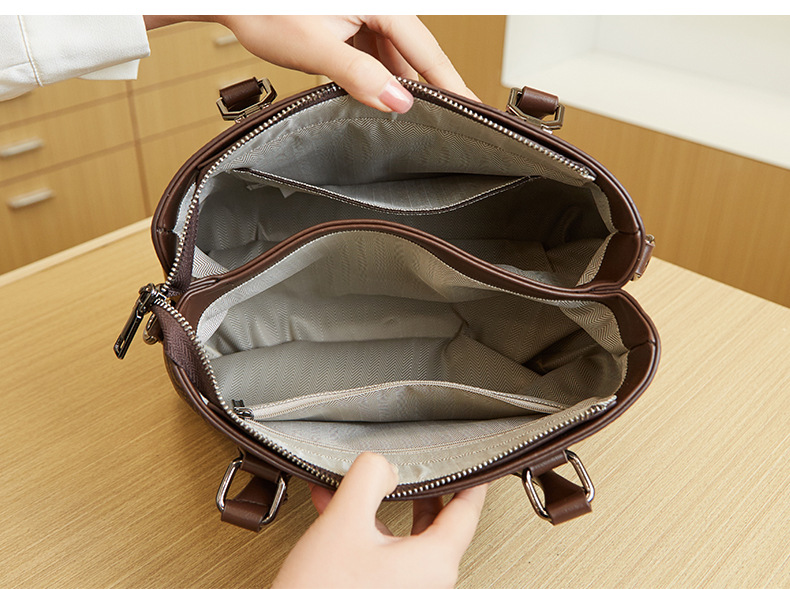 Bolso de mano clásico y elegante para mujer, novedad de 2024, bolso de mano ligero de lujo de gran capacidad, bolso de viaje informal y versátil_voghion.com