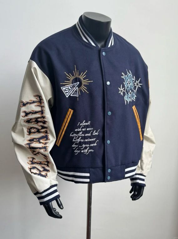 Herrenbekleidung Europäische und amerikanische Retro-Baseballjacke mit schwerer Stickerei, farblich abgestimmt, Persönlichkeit, Freizeitjacke, Totem-Design_voghion.com