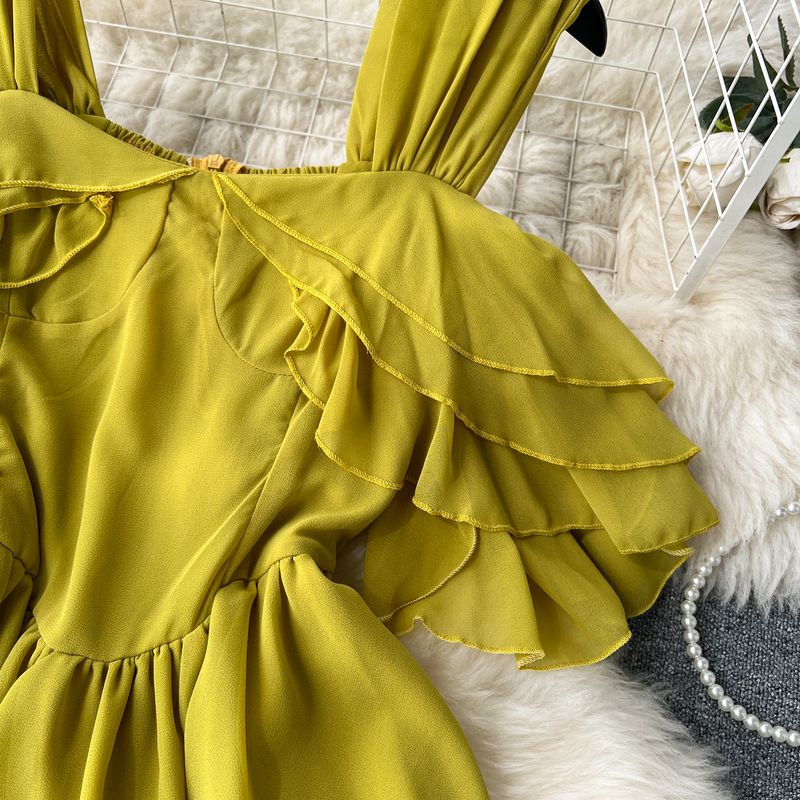 Vêtements pour femmes Costume de vacances pour femmes 2023 nouvelle chemise en mousseline de soie à bretelles à épaules dénudées à volants et pantalon large plissé drapé_voghion.com