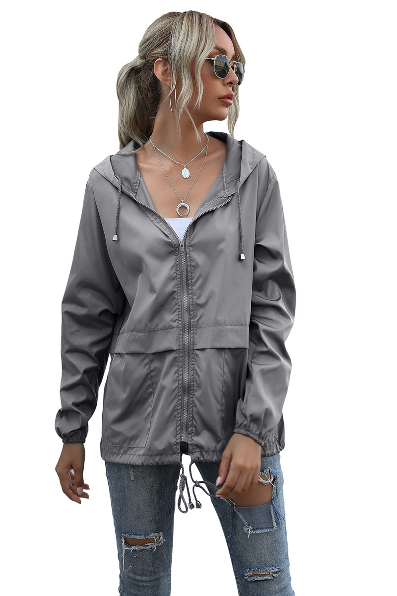 Chaqueta impermeable ligera con capucha y cremallera para mujer para senderismo al aire libre, disponible en stock_voghion.com