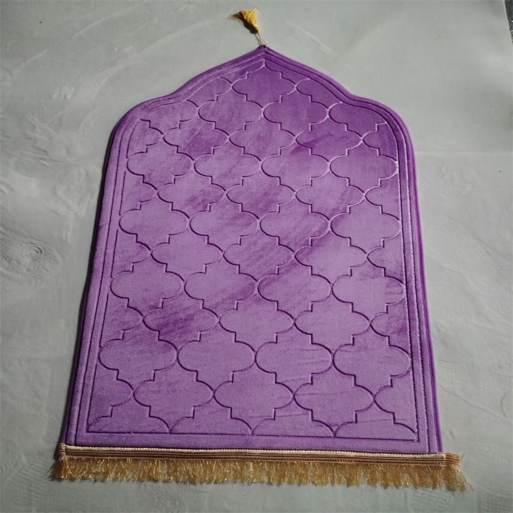 Islamic Prayer Rug Mat For Muslim Worship Flannel Prayer Mat With Tassel Embossed Dirt Resistant And Easy To Care Mat Source_voghion.com