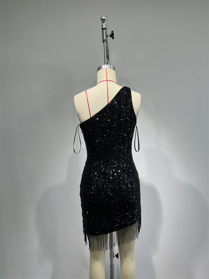 Robe de soirée moulante élégante à épaules dénudées et franges en sequins pour femme - Robe de soirée glamour et ajustée à taille haute_voghion.com