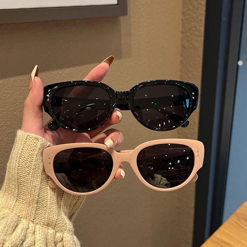LazyZoom Europäische und amerikanische Modemarke Cat Eye Grün Herren Trendy Cool Triangle High Sense Hip-Hop Dekorativ UV-beständig_voghion.com