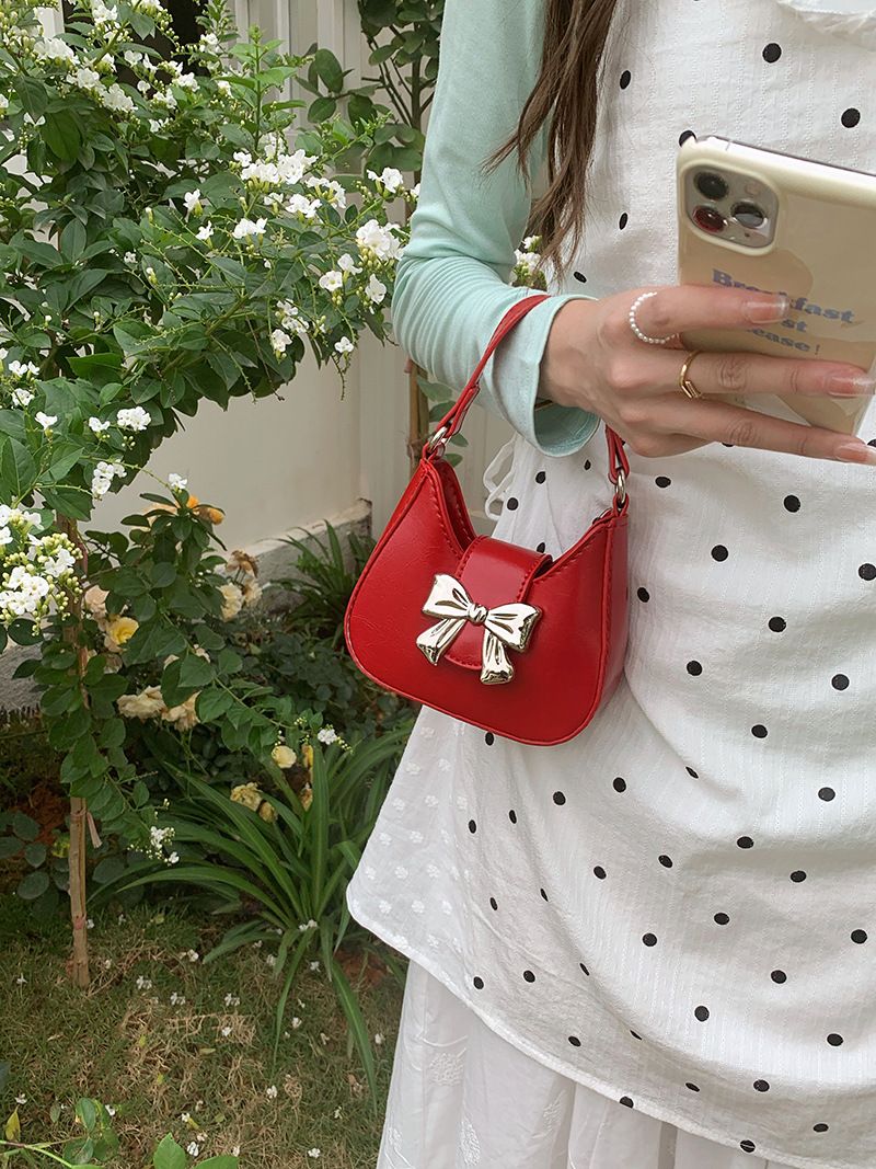 Niche bow handbag new spring/summer trend sweet cool lipstick chain crossbody mini small bag for women_voghion.com