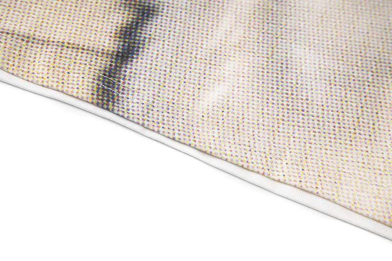 Maglietta unisex a maniche corte con scollo tondo e stampa di gatto, vestibilità ampia e versatile._voghion.com