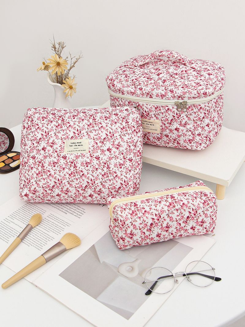 Ins Style Frische und süße Blumen-Make-up-Tasche, süße Kulturtasche für Studenten mit großer Kapazität, tragbare Aufbewahrungstasche für die Hautpflege_voghion.com