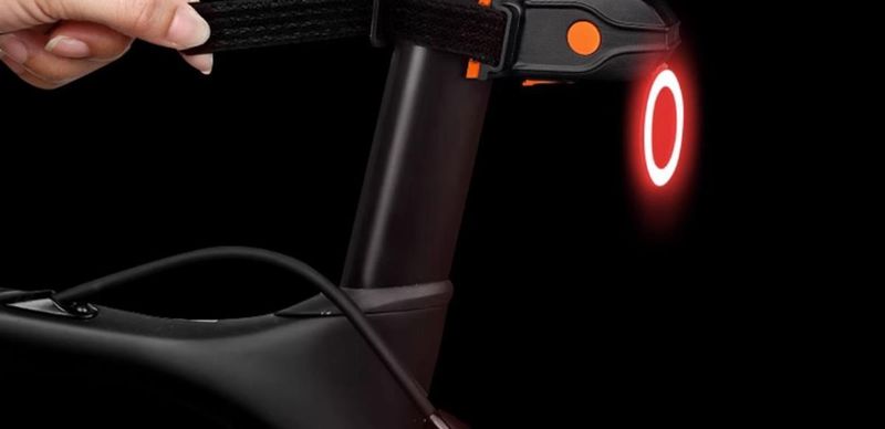 Feux de vélo de montagne à chargement USB, éclairage arrière créatif haute luminosité pour la conduite de nuit_voghion.com