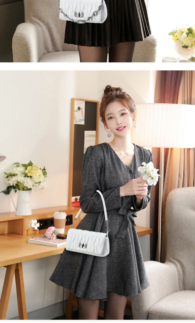 Niche High-end Sense Of Fold Cloud Bag 2023 New Rhinestone Chain Armpit Bag one-shoulder portable Messenger bag female_voghion.com