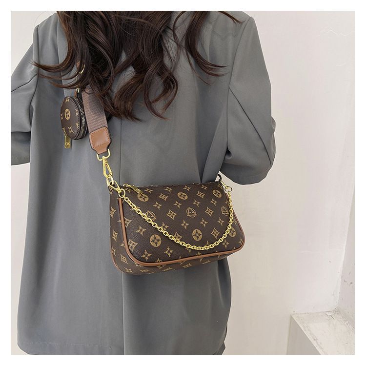 Borsa da donna 2024 nuova borsa a tracolla stampata popolare piccola quadrata versatile tracolla larga borsa da donna a spalla singola_voghion.com