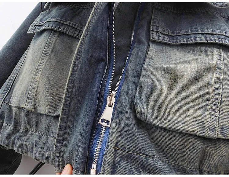 Giacca da donna in denim di cotone invernale, corta, ampia, con cappuccio, blu vintage, con tasche grandi, in jeans, da cowboy_voghion.com