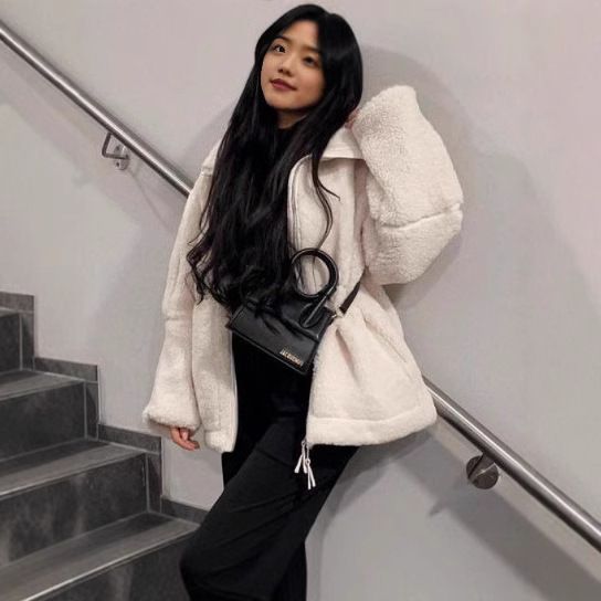 Giacca in pile da donna con cerniera frontale, comoda fodera in sherpa, maniche lunghe, vestibilità ampia, caldo capospalla invernale per il tempo libero e gli spostamenti quotidiani._voghion.com