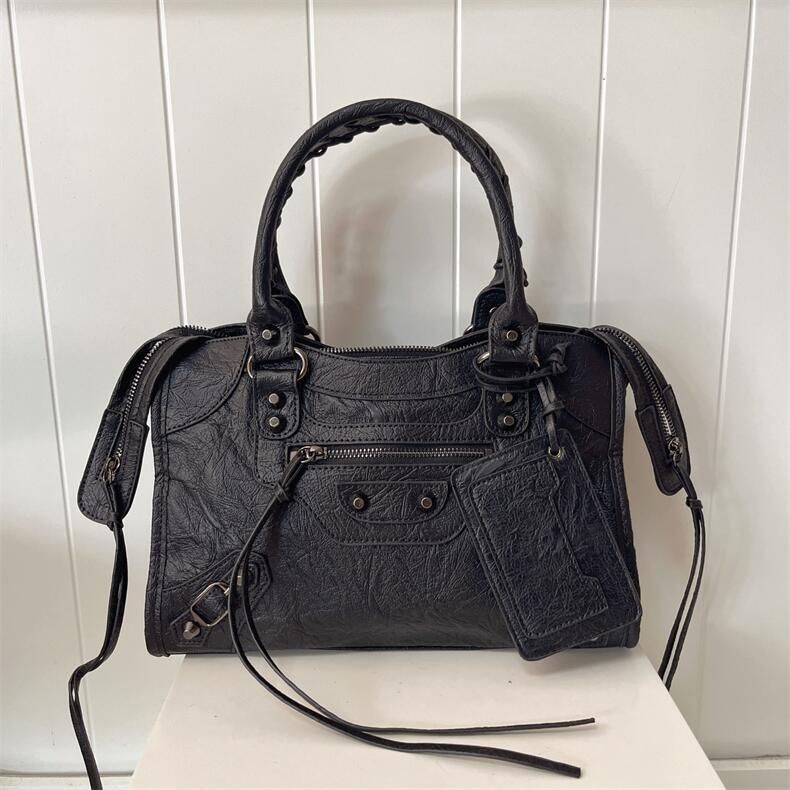 Borsa a tracolla singola con tracolla a cuscino, stile francese di alta gamma, modello Paris Rivet Motorcycle INS Hot Girl_voghion.com