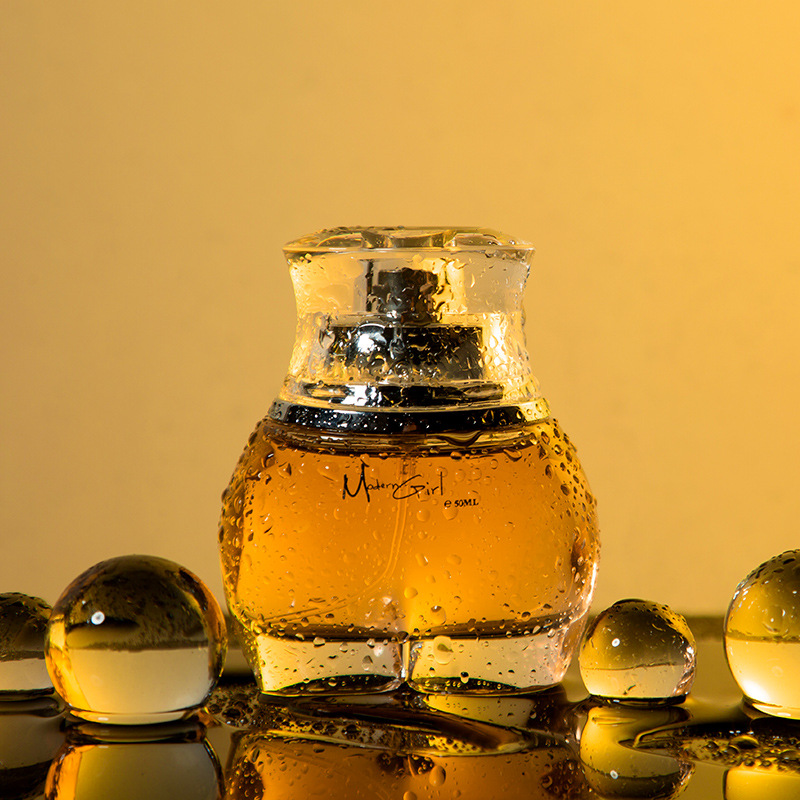 2023 New Hot Perfume Modern Girls' and Women's Perfume Lasting Fresh Fragrance 30ML_voghion.com