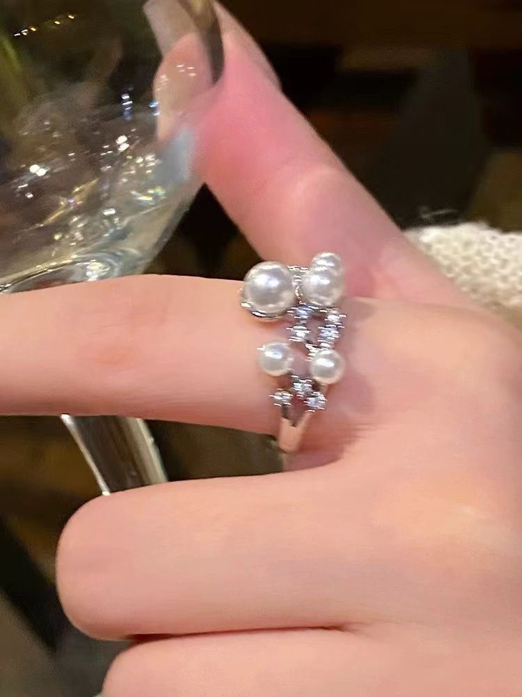 Starry Zircon Pearl Light Luxury High-end Feel, Tail Plain Ring, Women's Niche Design, Open Mouth Eating Ring_voghion.com