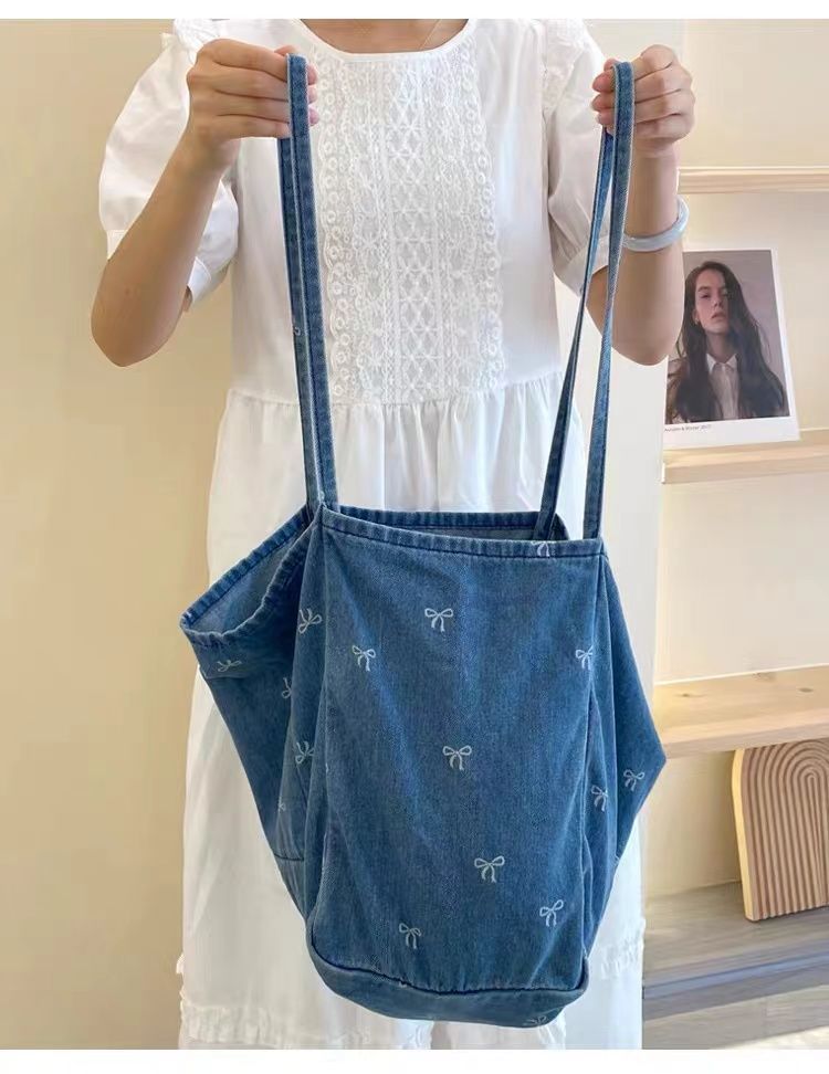 Cowboy Shoulder Women's Multifunctional Large Capacity Washed Blue Canvas Bag_voghion.com