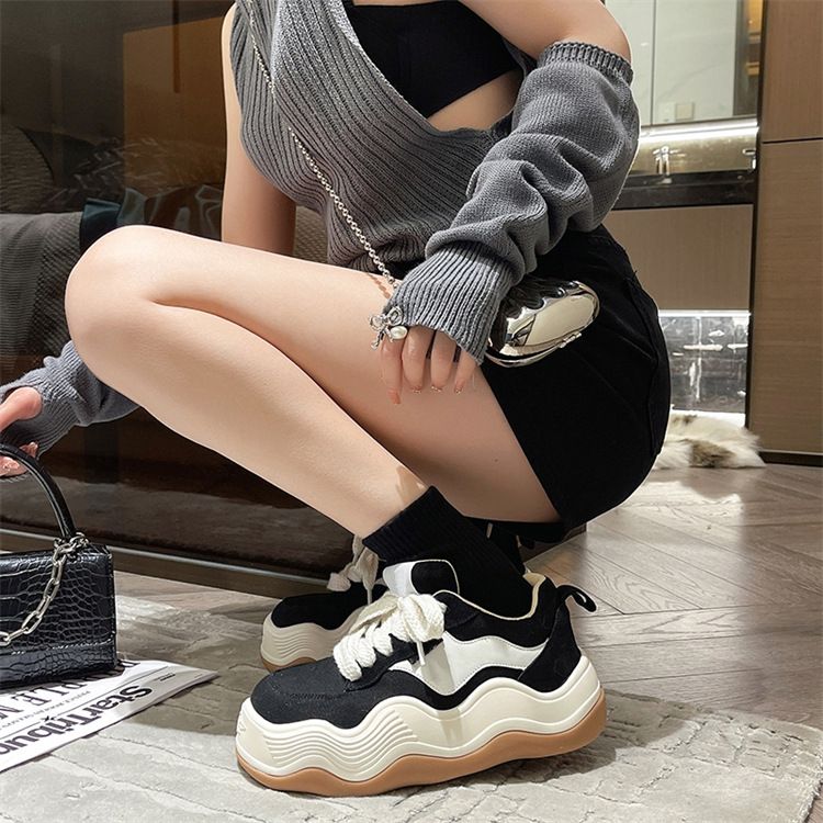 Wave Bread para mujer en primavera de 2024 Nueva moda, cómoda, de altura alta, zapatillas deportivas para parejas con suela gruesa_voghion.com