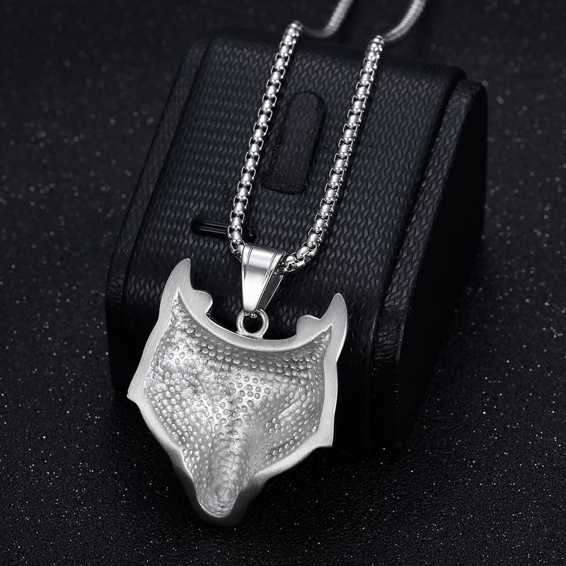 Collana con ciondolo a forma di testa di lupo, in acciaio al titanio placcato oro, con strass, stile nordico, vichingo e celtico._voghion.com