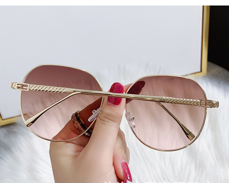 2023 sonnenbrille Frauen Runde Mode Gläser Vintage Übergroßen Shades Lunette De Soleil Femme Gafas De Sol Mujer Lentes_voghion.com