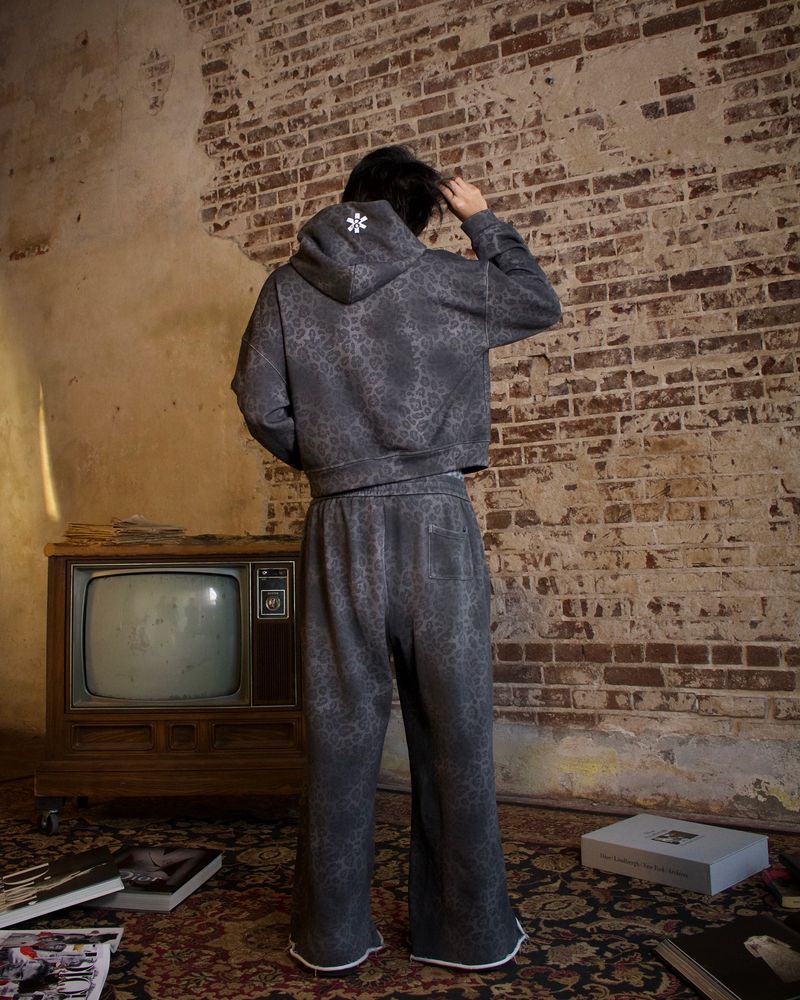 Herrenbekleidung Leopardenmuster Kapuzenpullover Retro Lose Neue Reißverschlussoberteil Herbst- und Winterjacke Hose_voghion.com