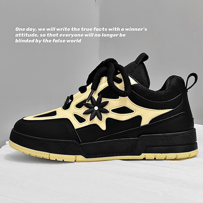Mocassins masculinos casuais de viagem, novos sapatos estilo coreano, moda outono 2025_voghion.com