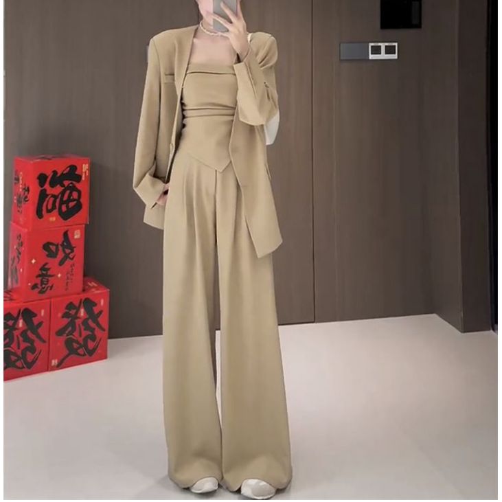 2025 Autumn New High-End Korean Style Two-Piece Set Niche Blazer Jacket Tube Top Wide-Leg Pants Suit For Women_voghion.com