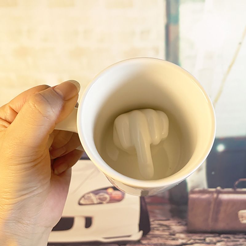 Middle Creative Ceramic Water Relief Design Finger Coffee Cup Large Capacity Office Mug_voghion.com