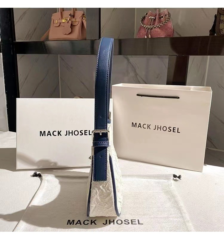 Hong Kong MACK High-end Sense Bu Yılın Popüler Pileli Çanta Kadın Yaz niş tasarım hilal çanta koltuk altı çantası omuz_voghion.com