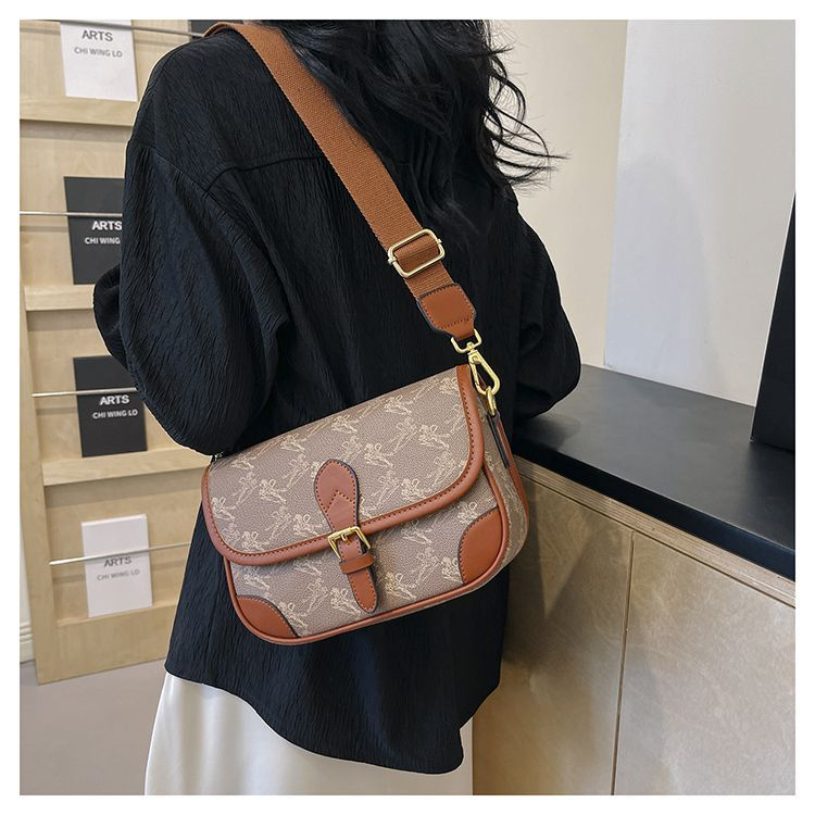 Borsa a mano di fascia alta da donna 2024 nuova borsa a tracolla singola versatile alla moda con sella francese, elegante borsa a tracolla piccola_voghion.com