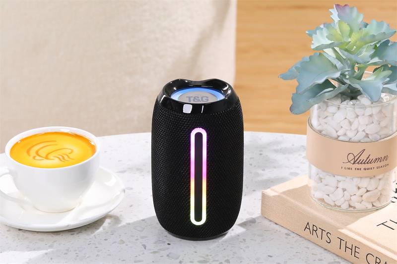 Neuer zylindrischer Kartensubwoofer als Geschenk für Desktop-Outdoor-Miniversion Bluetooth-Kleinstahlkanonenlautsprecher_voghion.com