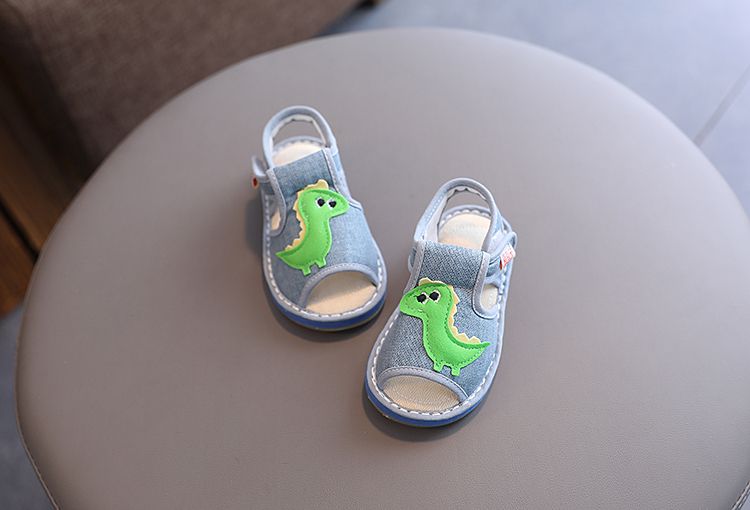 Sandali per bambini fatti a mano antiscivolo da interno per ragazzi_voghion.com