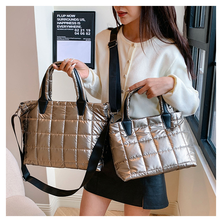 Large Capacity Bag For Women In Autumn And Winter 2023, New Fashionable And Simple Single Shoulder Crossbody Cotton Jacket Bag_voghion.com