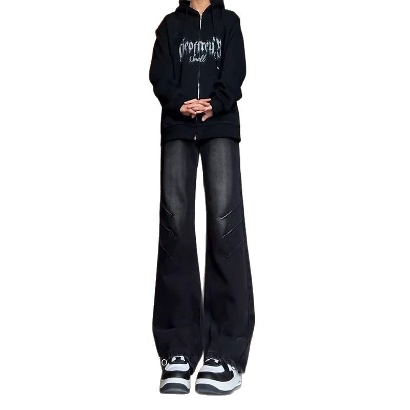 2025 Sommer Schwarz Grau Plissee Curved Knife Jeans Herren Style American Vibe Hohe gerade Beinhose Leicht ausgestellt_voghion.com