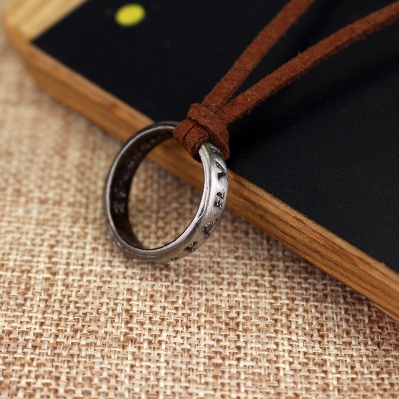 2025 Neuheiten Uncharted 4 Halskette Nathan Drake Cosplay Ring Leder Code Vintage Gravur Anhänger Schmuck Requisiten_voghion.com