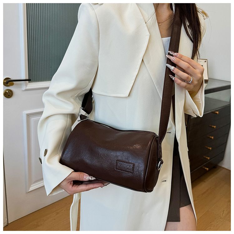 Women's small square simple and versatile, urban commuting single shoulder tote bag, trendy texture Boston bag_voghion.com
