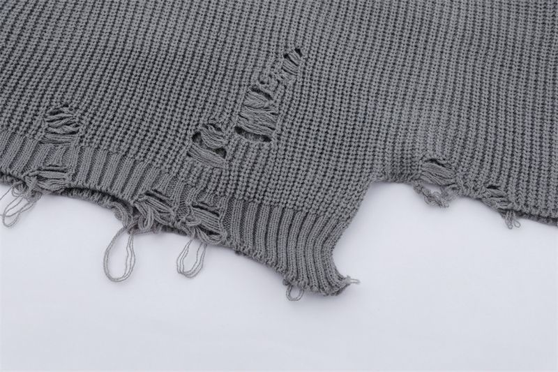Pull ample déchiré pour homme, pull ample à col rond et monogramme brodé tendance_voghion.com