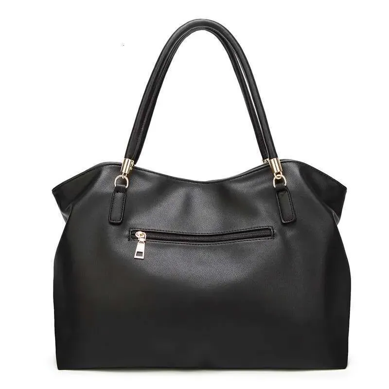 Designer 2025 Fashionable Versatile And Elegant Tote Large Capacity Pu Satchel Shoulder With Metal Decoration Travel Bag_voghion.com