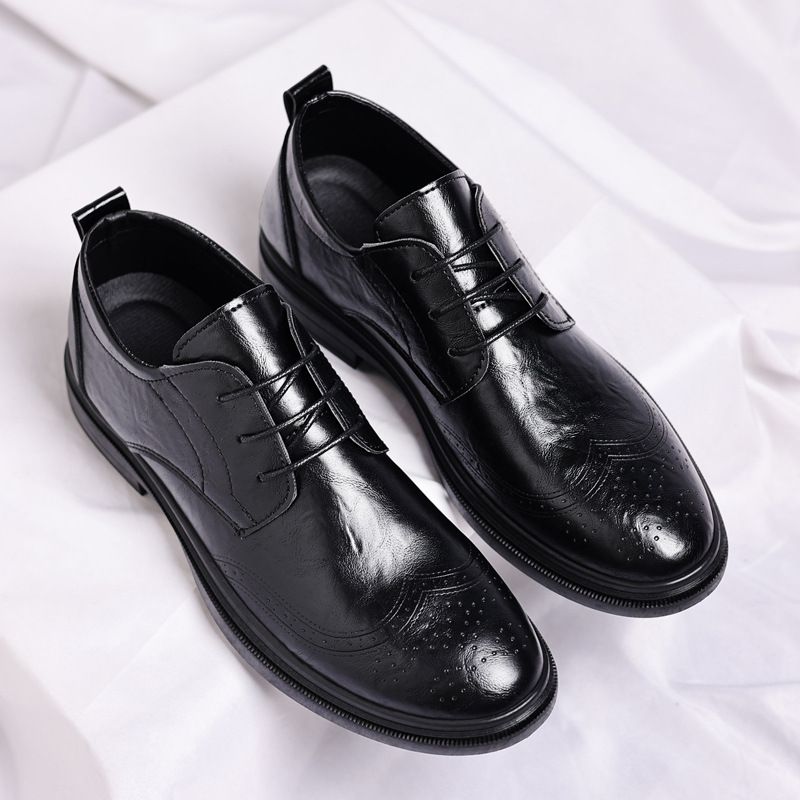 2025 Spring New High-End Casual Youth Carved Brogue Trendy Breathable Men's Shoes Height Increasing Soft Leather_voghion.com