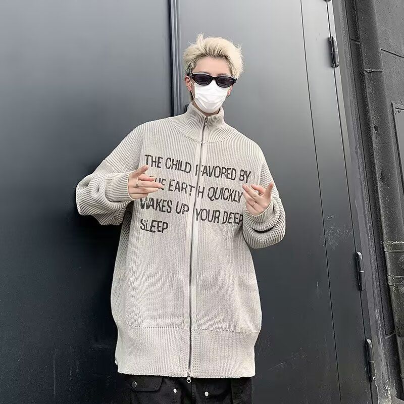 Autumn New Loose Stand Up Collar Knitted Men's Retro Letter Printed Cardigan Sweater Jacket_voghion.com