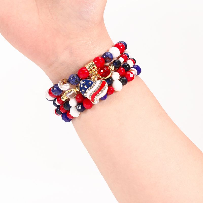 Armband-Set mit Perlen und patriotischer Herzflagge – Natursteinperlen, handgefertigter Unisex-Schmuck für Männer und Frauen, perfekt als Geschenk zum Unabhängigkeitstag_voghion.com