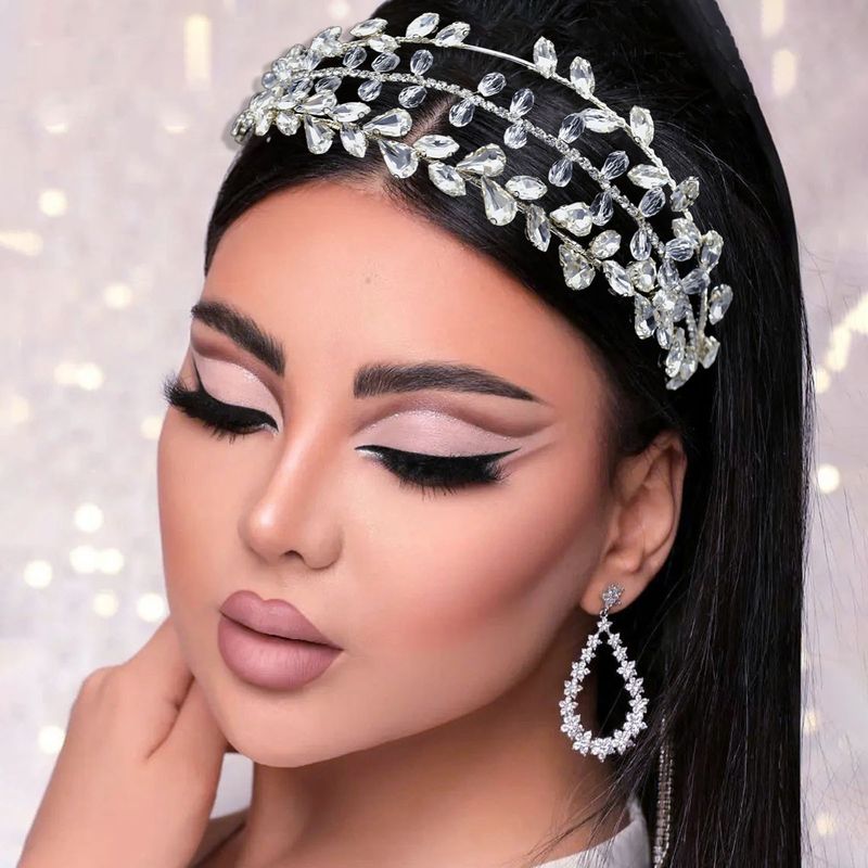 Håndlavet pandebånd Brudeslør Hårtilbehør Hårbånd Tre rækker pandebånd Form Hovedbeklædning_voghion.com