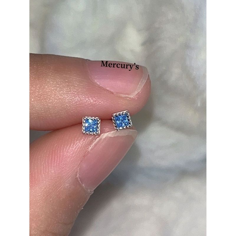 Ins Versatile Design Small Square Ear Bone Studs Daily Layered Mini S Silver Plated Screw Earrings_voghion.com