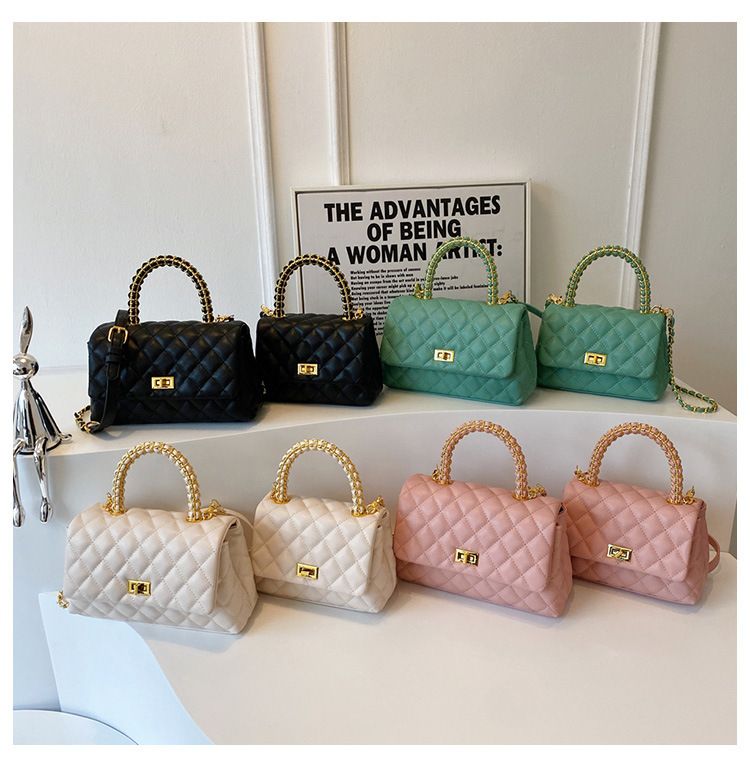 Lyxväska för kvinnor 2024 ny sommar mångsidig nischdesign axelväska diamantkedjehandväska liten fyrkantig väska_voghion.com